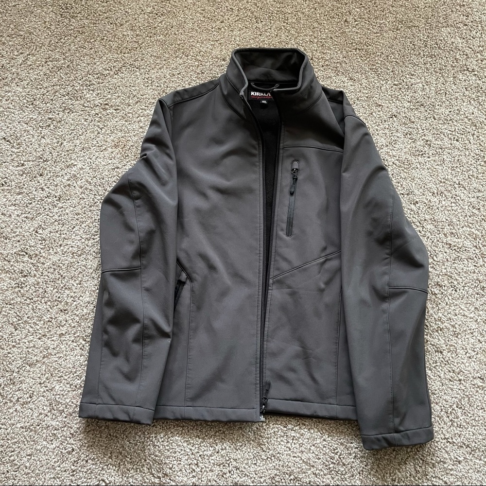3 Listings 15$! Kirkland Rain Resistant Jacket